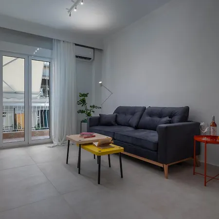 Angel's Urban Up-art-ment